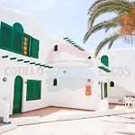 Lagos ホテル 2*